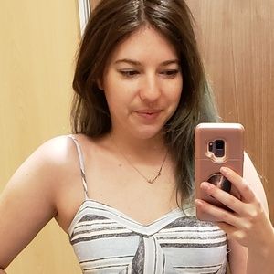 Meet your Posher, Amber